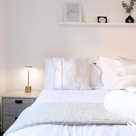 One Bedroom Apartment At Smooth Stays Short Lets & Serviced Accommodation Preston With Parking Near Train Station 外观 照片