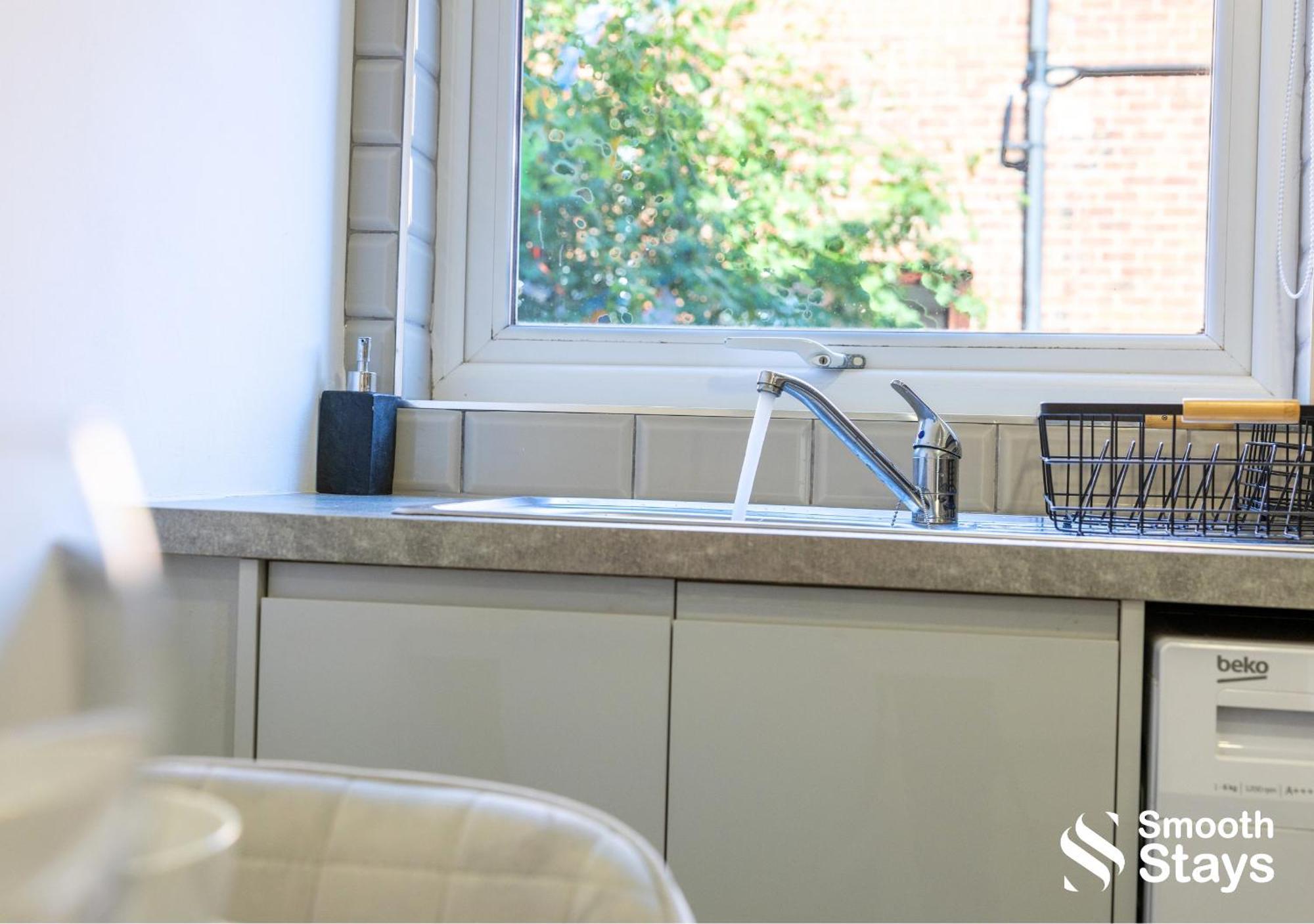 One Bedroom Apartment At Smooth Stays Short Lets & Serviced Accommodation Preston With Parking Near Train Station 外观 照片